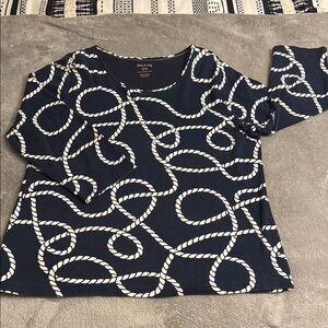 White Stag Blue and White Boxy 3/4 Sleeve Blouse